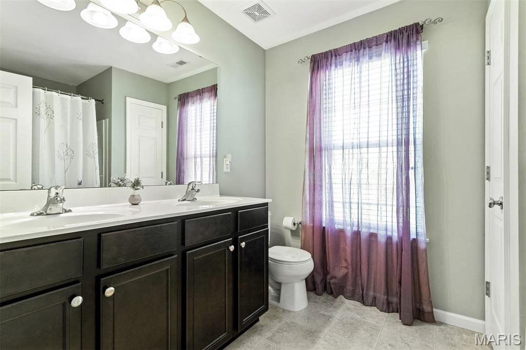 210 Flint Brook Drive Property Photo 23