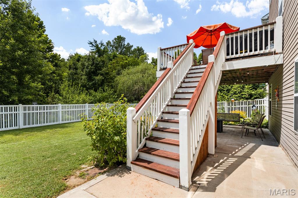 210 Flint Brook Drive Property Photo 37