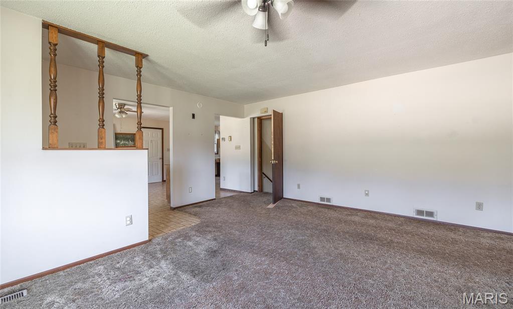 27760 Highway U Property Photo 4