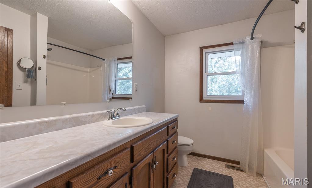 27760 Highway U Property Photo 11