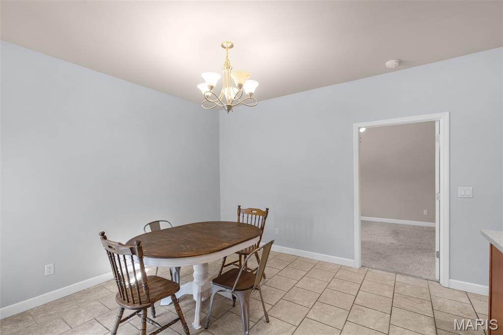 278 Pleasant Lake Court Property Photo 8