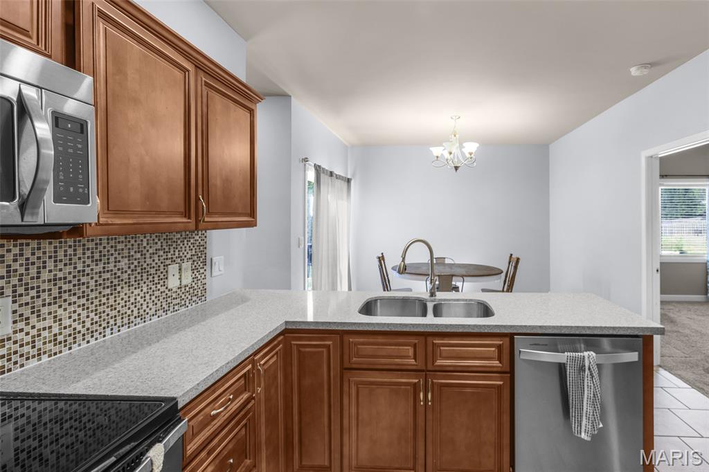 278 Pleasant Lake Court Property Photo 14