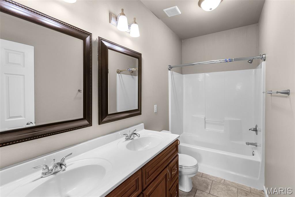 278 Pleasant Lake Court Property Photo 17