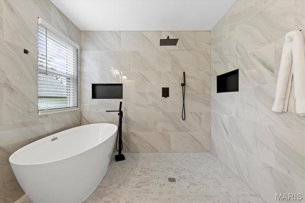 6 Shadow Creek Drive Property Photo 14