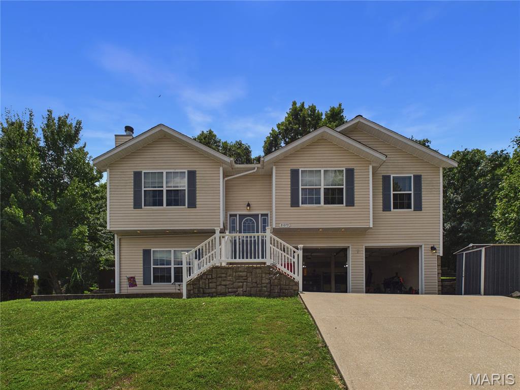 21079 Hideaway Lane Property Photo 1