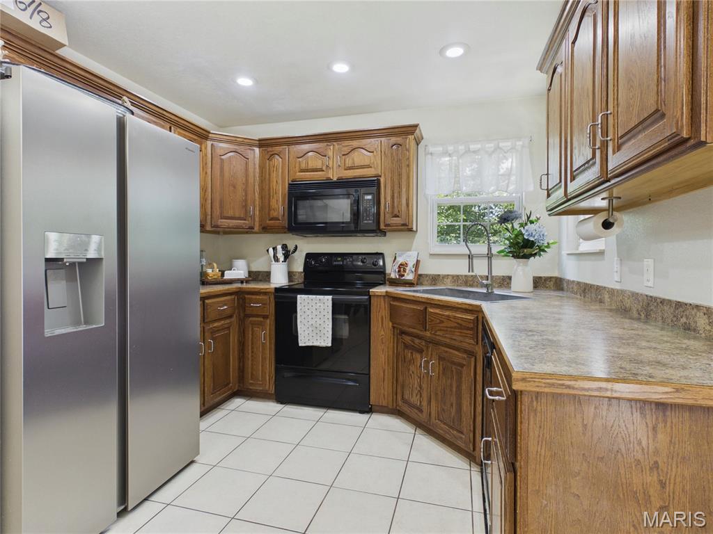 21079 Hideaway Lane Property Photo 7