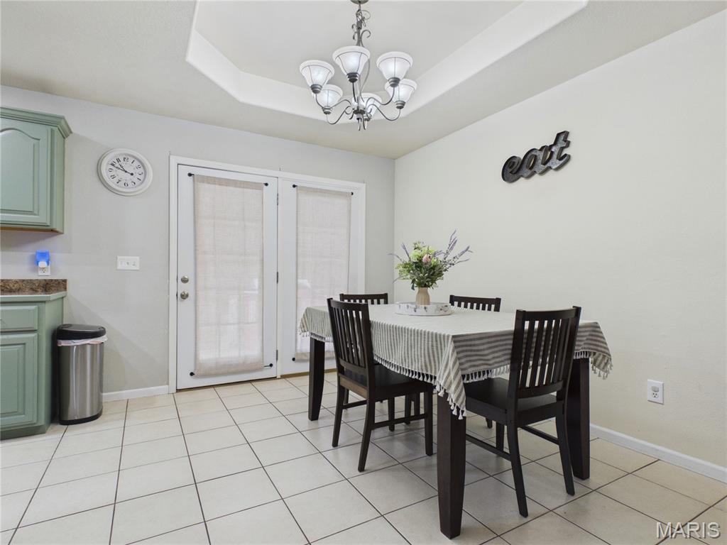 21079 Hideaway Lane Property Photo 7