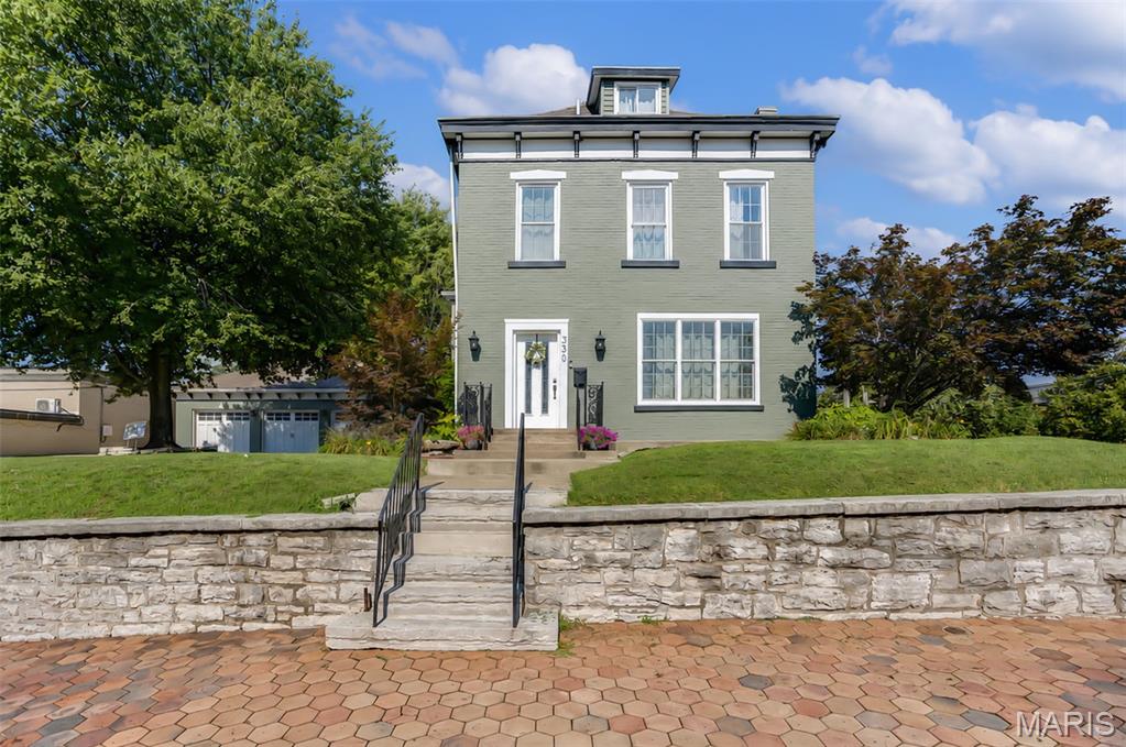 330 Alby Street Property Photo 1