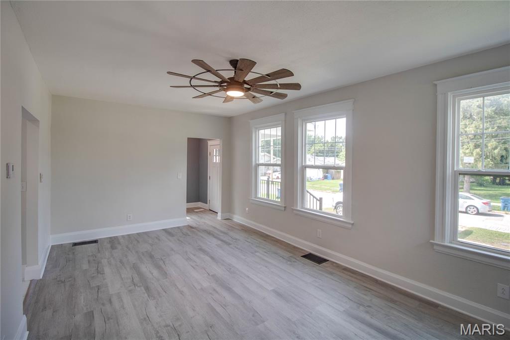 2619 Hillcrest Avenue Property Photo 10