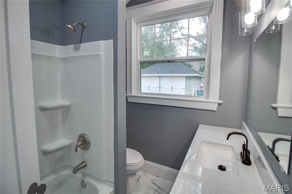 2619 Hillcrest Avenue Property Photo 17