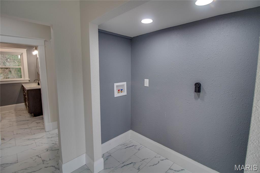 2619 Hillcrest Avenue Property Photo 23