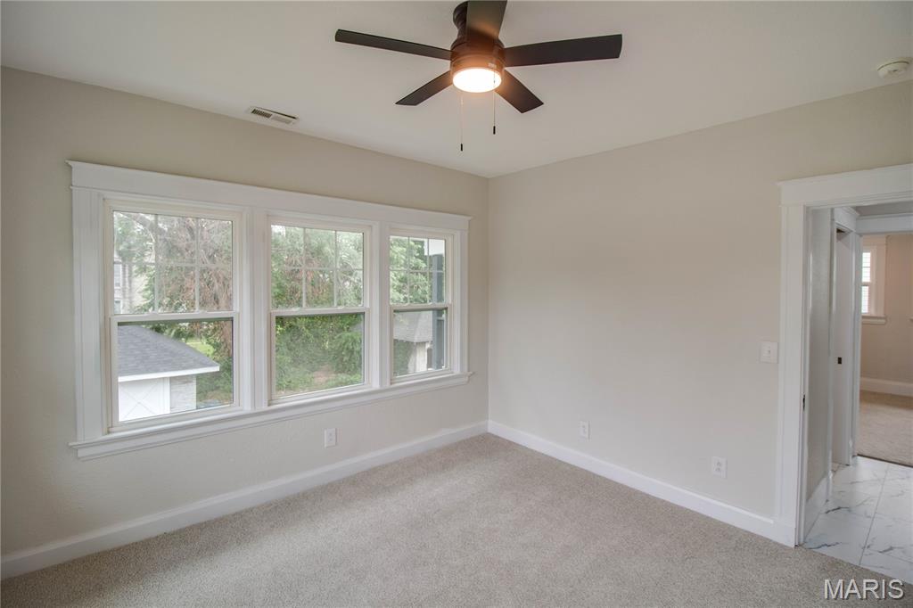 2619 Hillcrest Avenue Property Photo 30