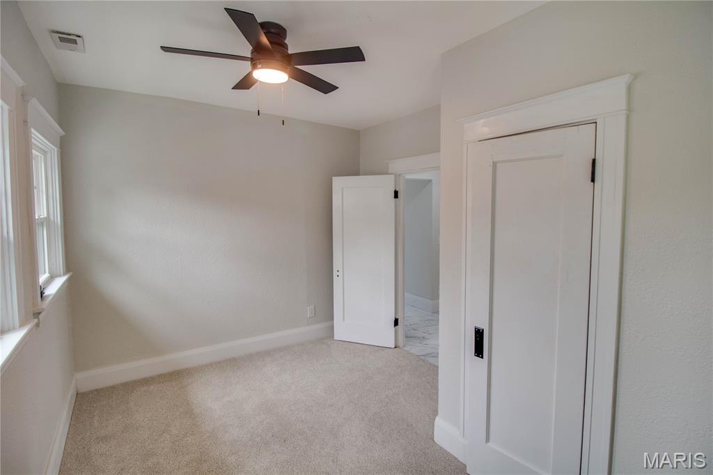 2619 Hillcrest Avenue Property Photo 35