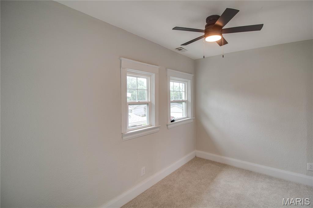 2619 Hillcrest Avenue Property Photo 36