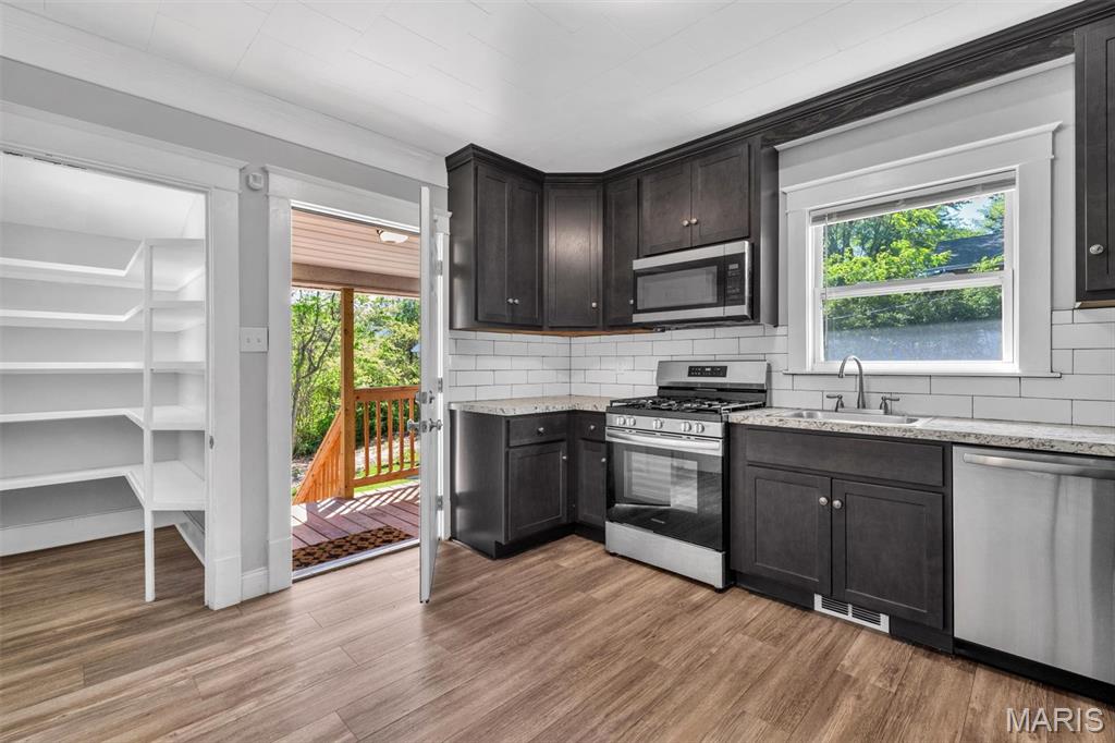 330 Chambers Road Property Photo 18