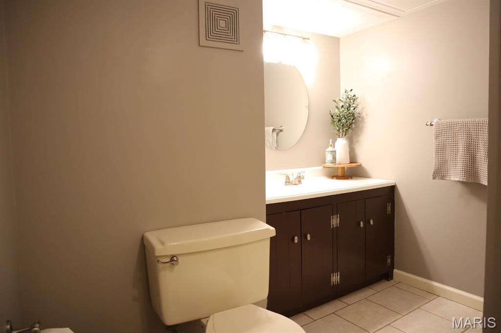 672 Towerwood Drive Property Photo 7