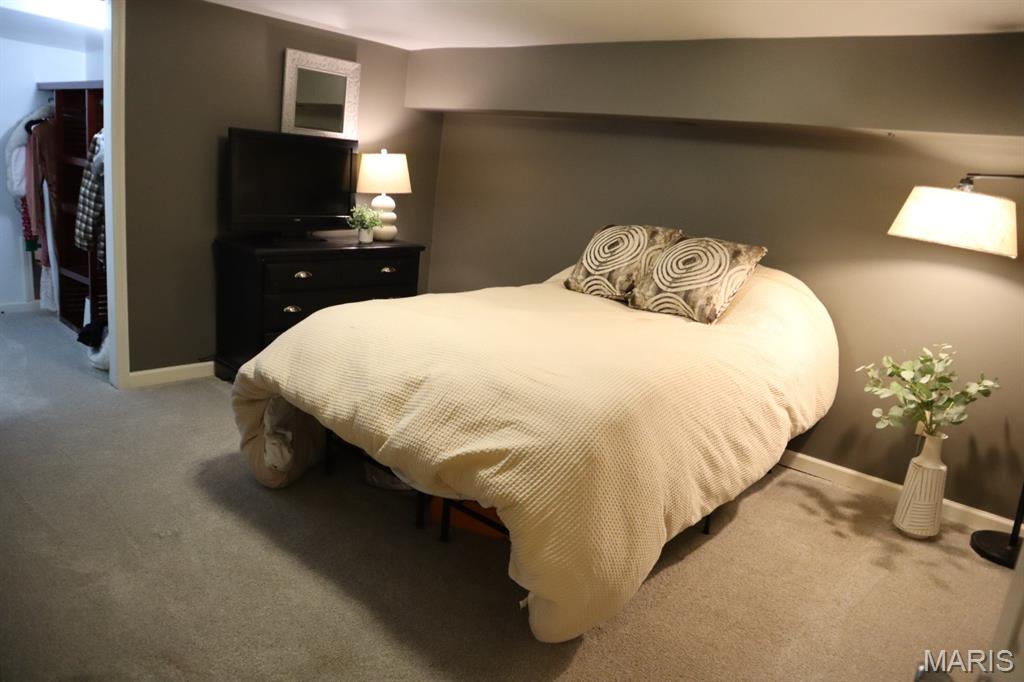 672 Towerwood Drive Property Photo 12