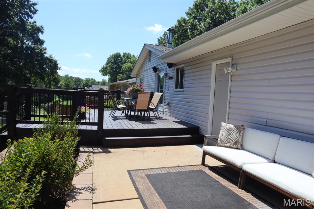 672 Towerwood Drive Property Photo 22