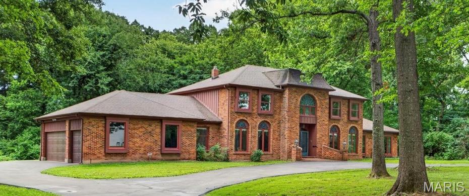 1940 Windmoor Place Property Photo 1