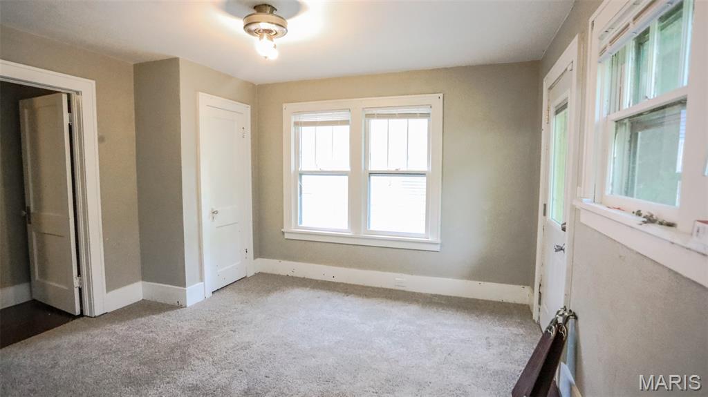 302 N Walnut Street Property Photo 14
