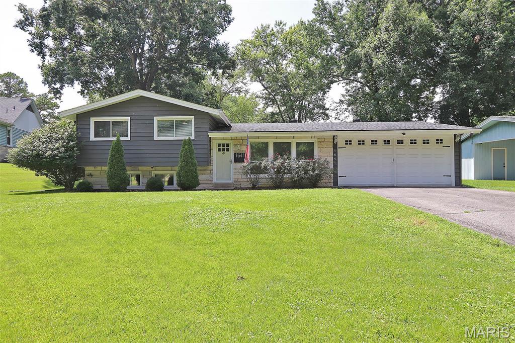 1641 Brookwood Drive Property Photo 1