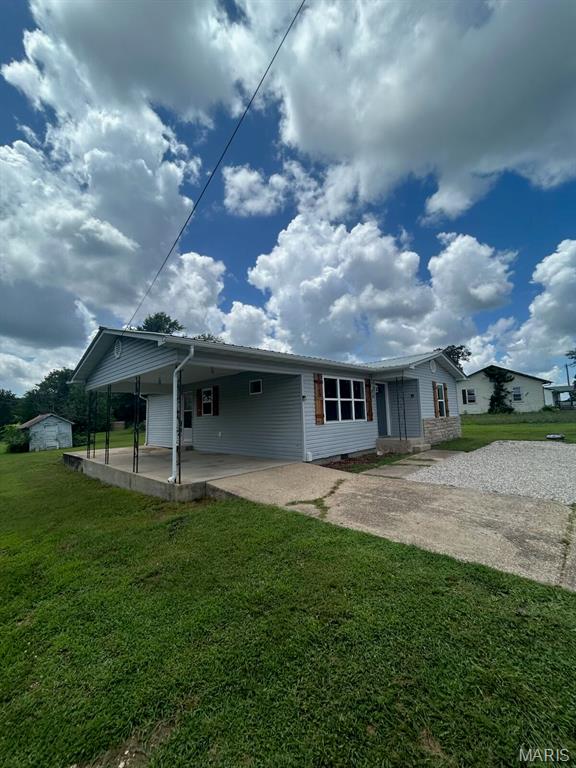 813 W 4th Street Property Photo 1