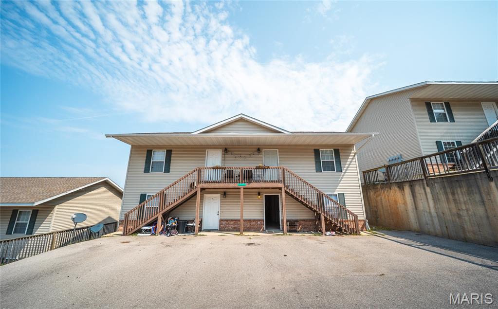16524 Hunters Ridge Lane A, B, C, D