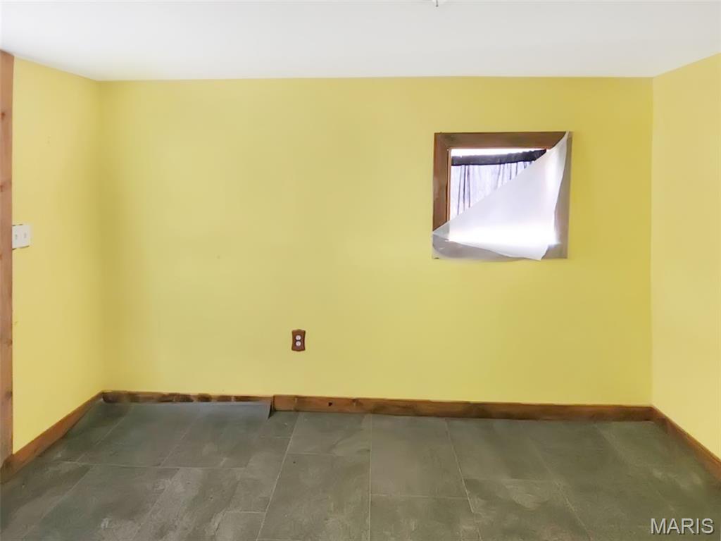 407 E Salling Street Property Photo 13