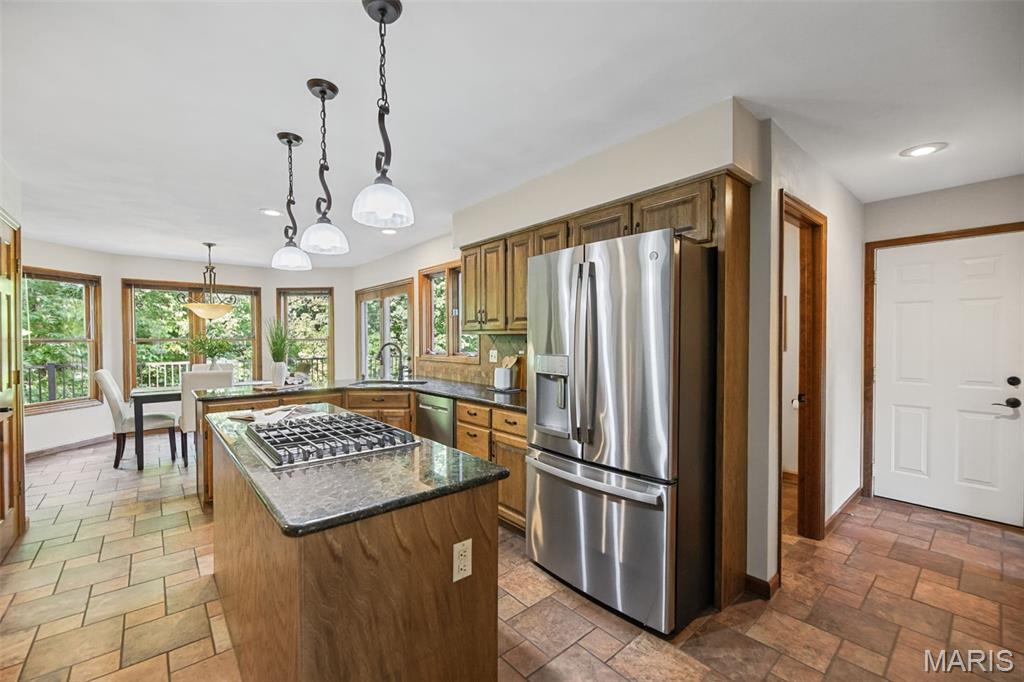 5 Cherie Court Property Photo 13