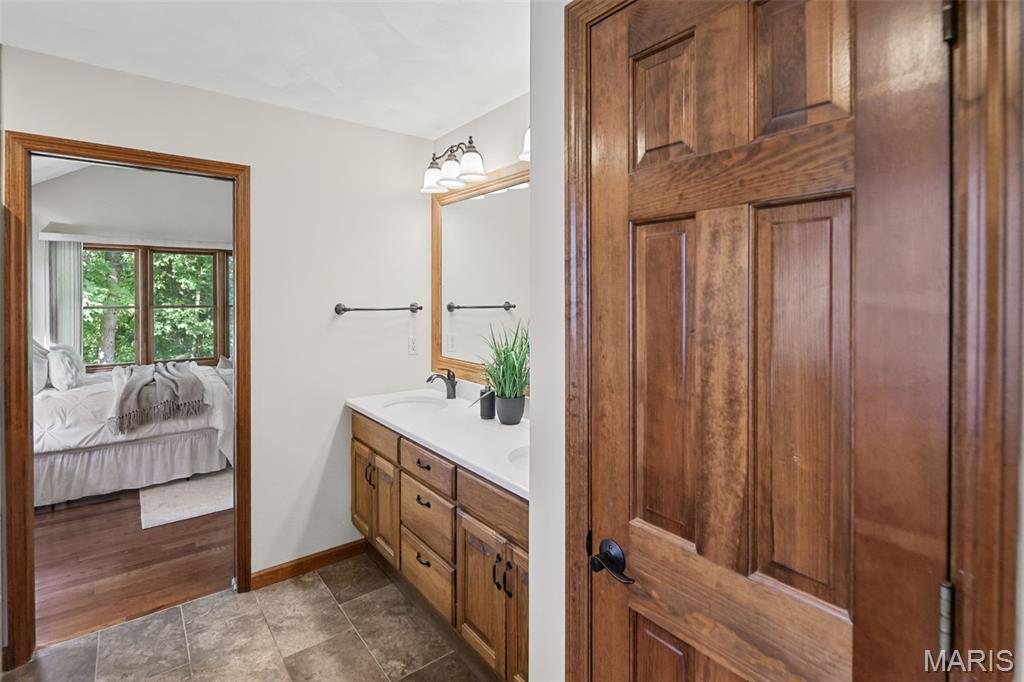 5 Cherie Court Property Photo 29