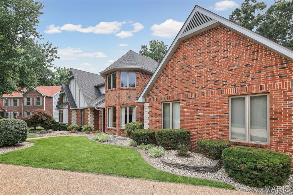 5 Cherie Court Property Photo 66