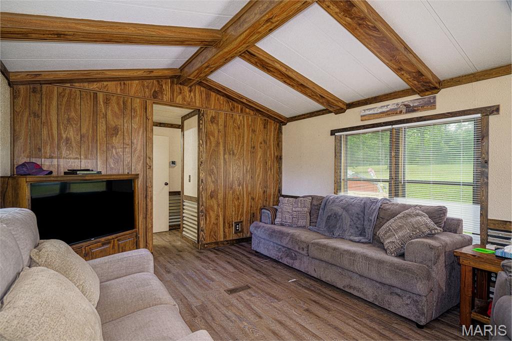 18618 S Us Highway 63 Property Photo 16