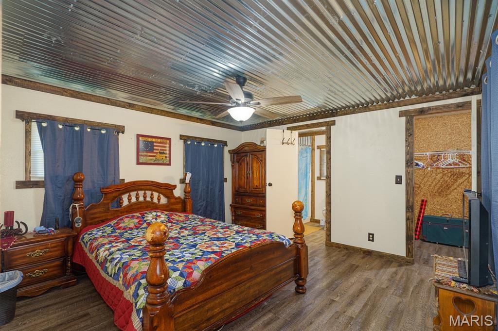 18618 S Us Highway 63 Property Photo 28
