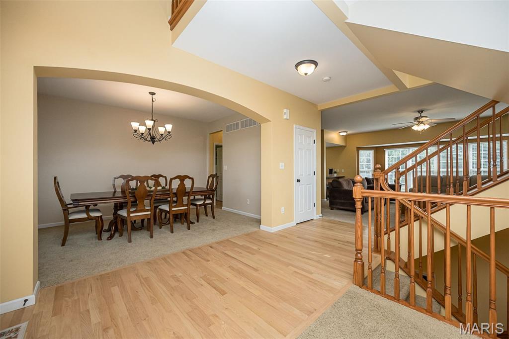 1048 Pierpoint Lane Property Photo 11
