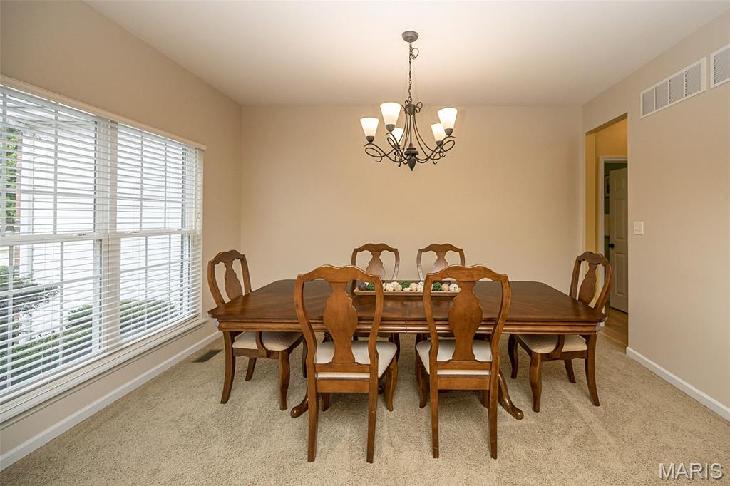 1048 Pierpoint Lane Property Photo 17