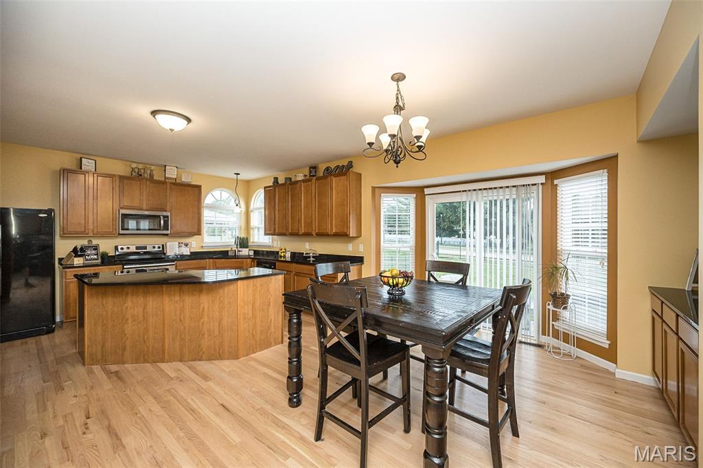 1048 Pierpoint Lane Property Photo 33
