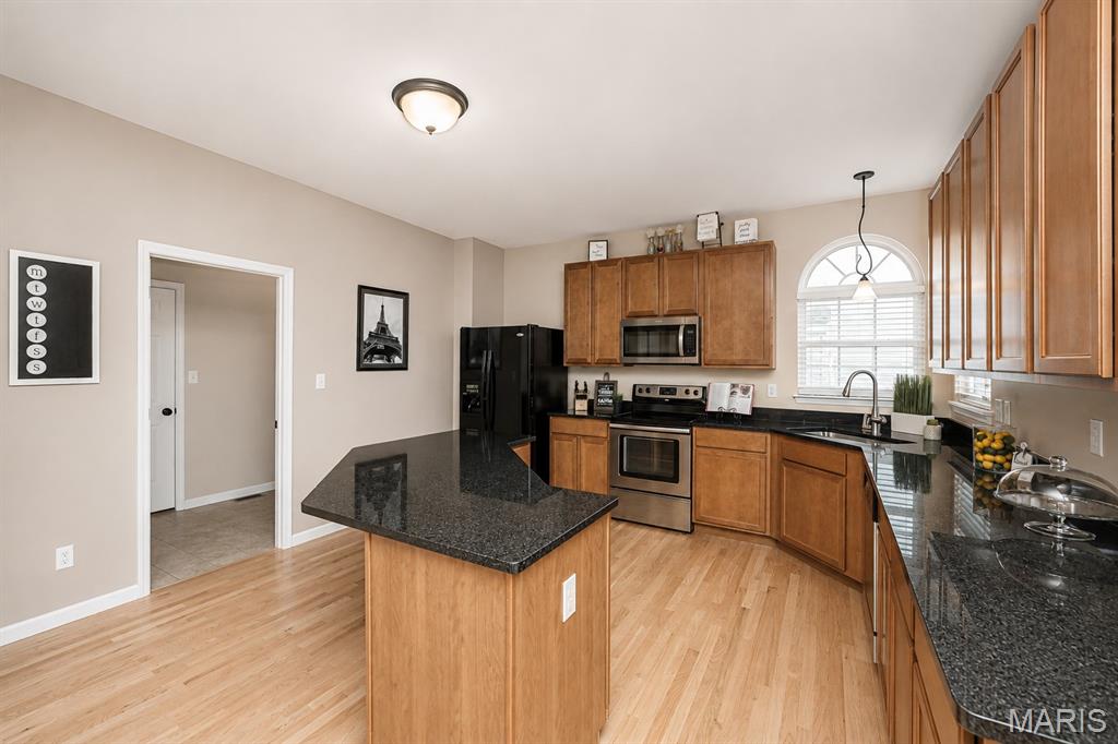 1048 Pierpoint Lane Property Photo 40
