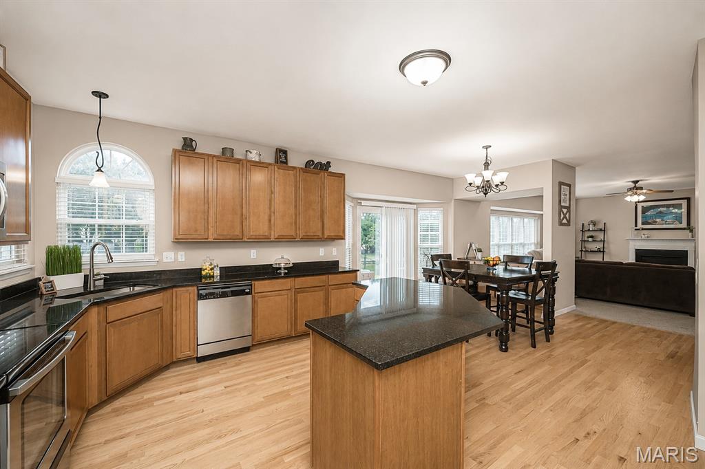 1048 Pierpoint Lane Property Photo 42