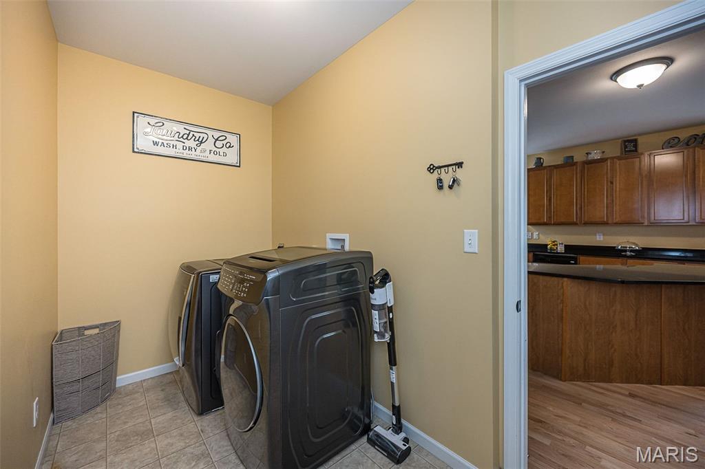 1048 Pierpoint Lane Property Photo 49