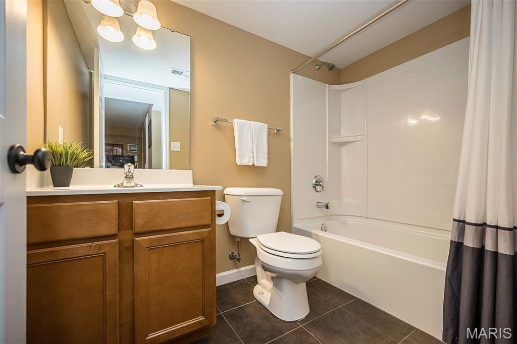 1048 Pierpoint Lane Property Photo 79