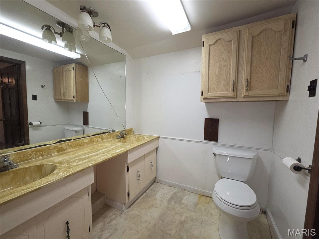 207 N Marion Street Property Photo 17