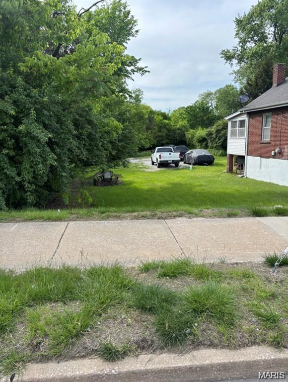 2137 Kienlen Avenue Property Photo 1
