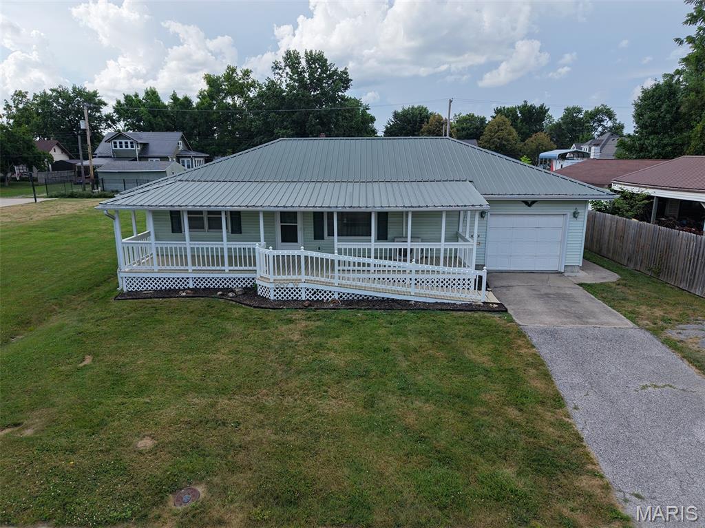 657 W Main Property Photo 1