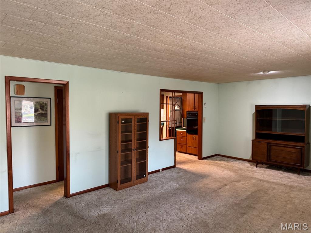 657 W Main Property Photo 15