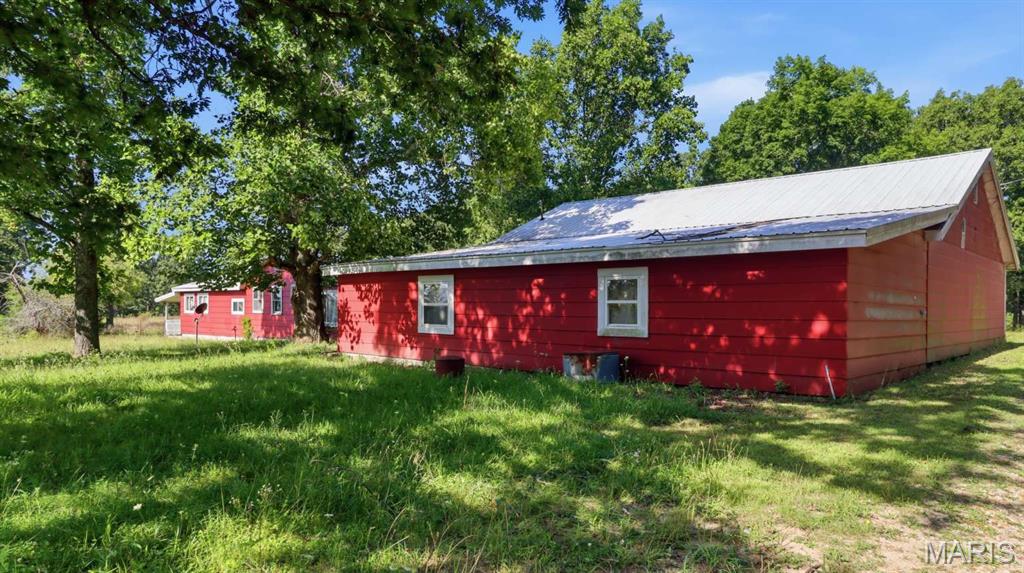 13994 Highway C Property Photo 3
