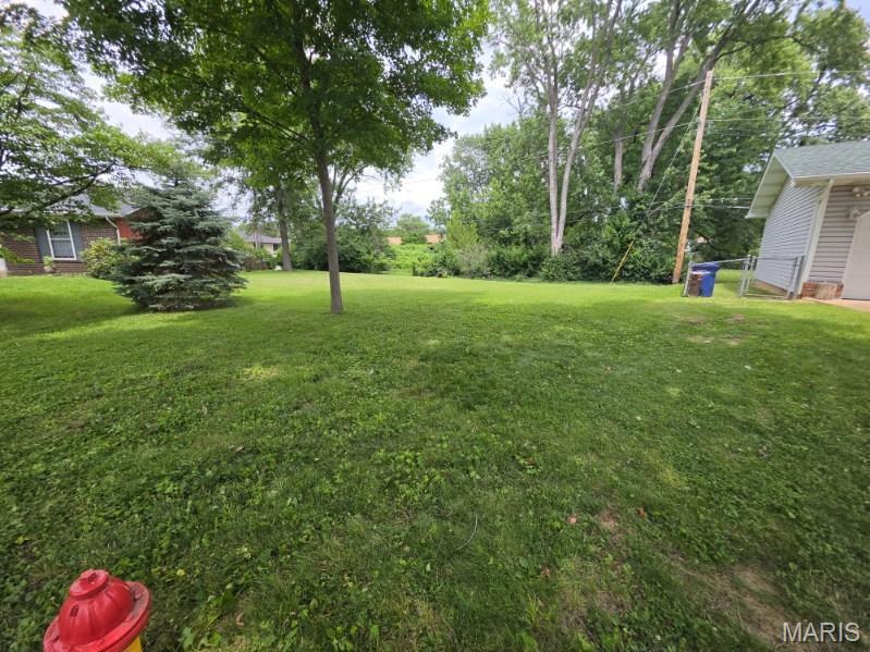 16 Gray Brooke Lane Property Photo 1