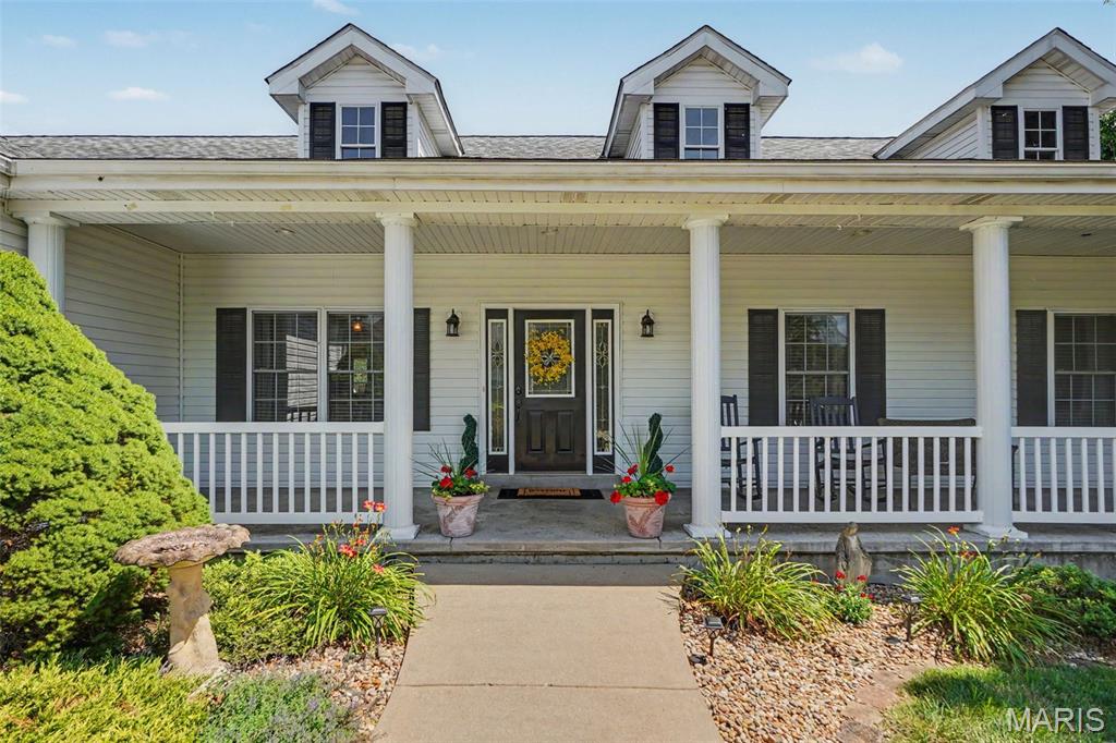 478 Oak Field Court Property Photo 4