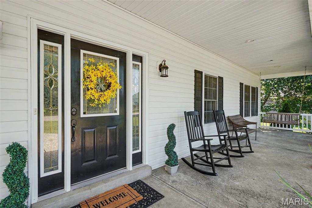 478 Oak Field Court Property Photo 5