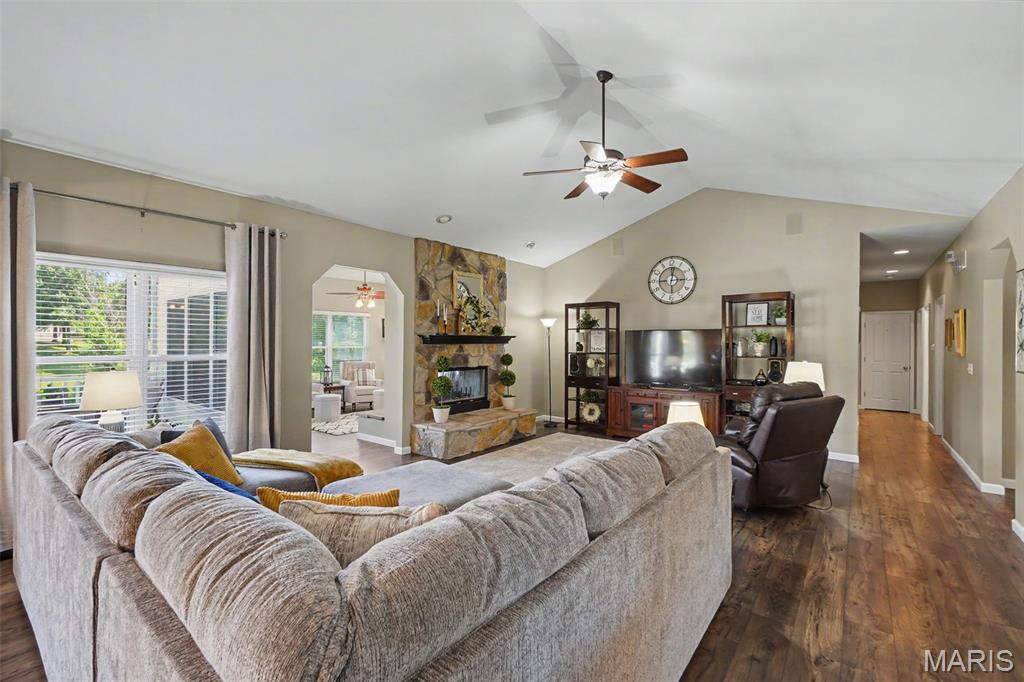478 Oak Field Court Property Photo 10