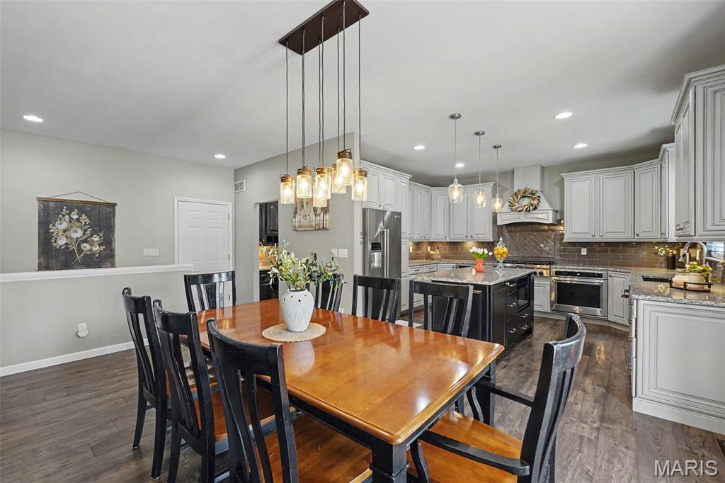 478 Oak Field Court Property Photo 17